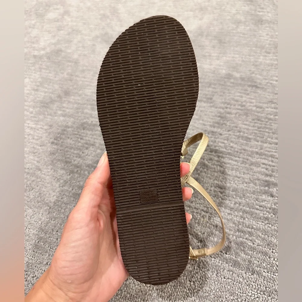 Havaianas You Riviera Gold Leaf Sandals - Picture 5 of 5